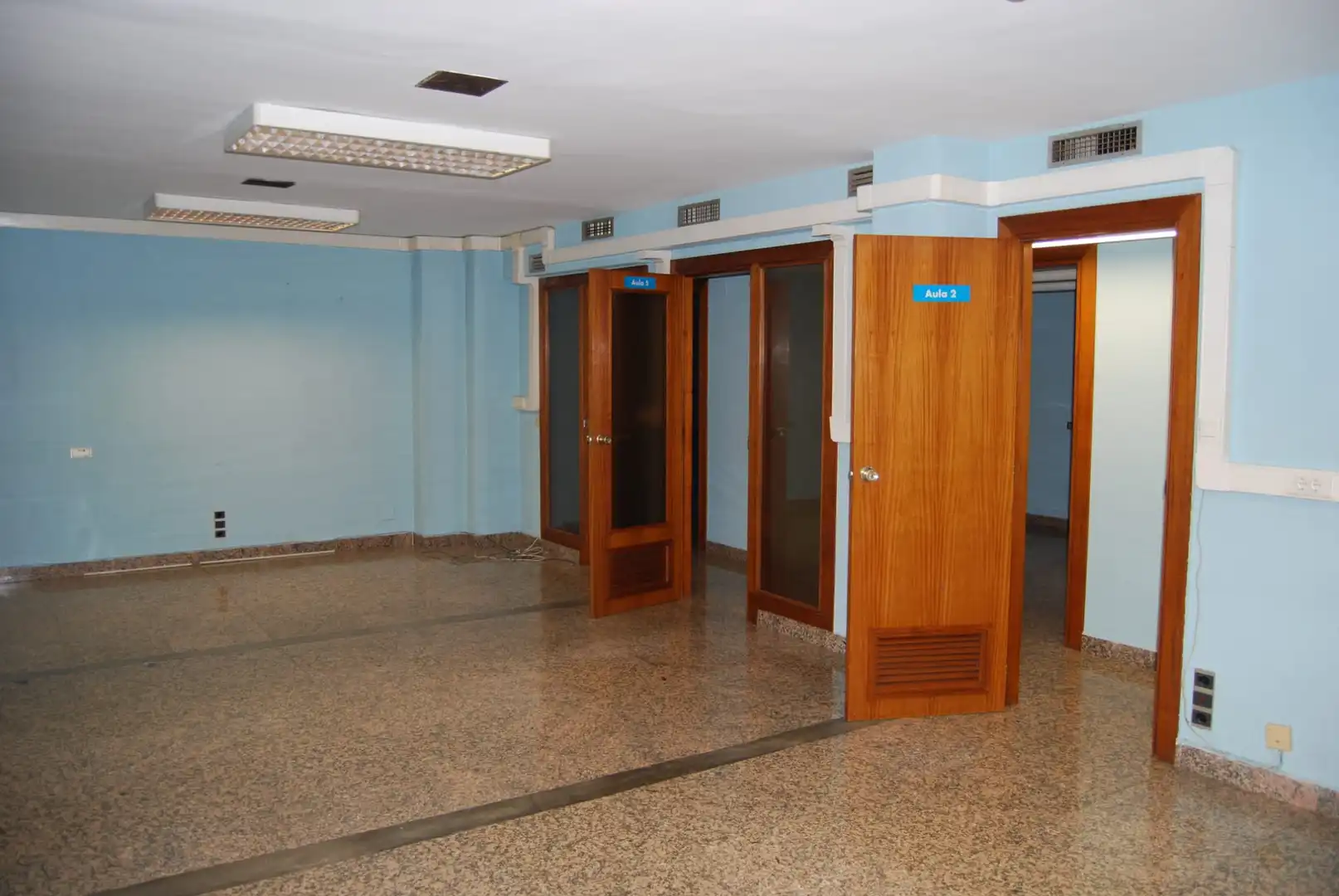 Gewerbefläche zum Verkauf in Carrer de la Repùblica Argentina, imagen 2