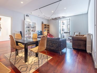 Piso con balcón en venta en Calle DE MIRACRUZ