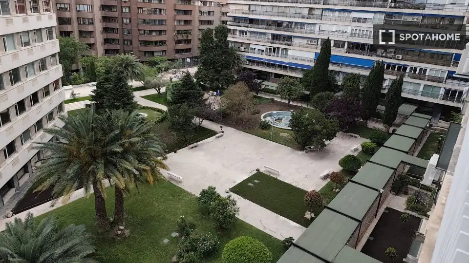 Garden of Flat for rent in Madrid  with Air Conditioner, Heating and Furnished