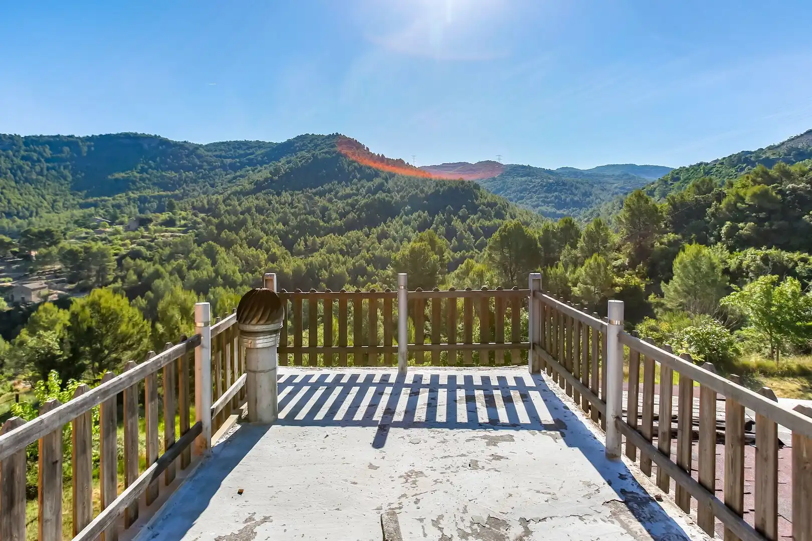 Terrasse von Country house zum Verkauf in Sant Vicenç de Castellet mit Heizung, Privatgarten und Terrasse