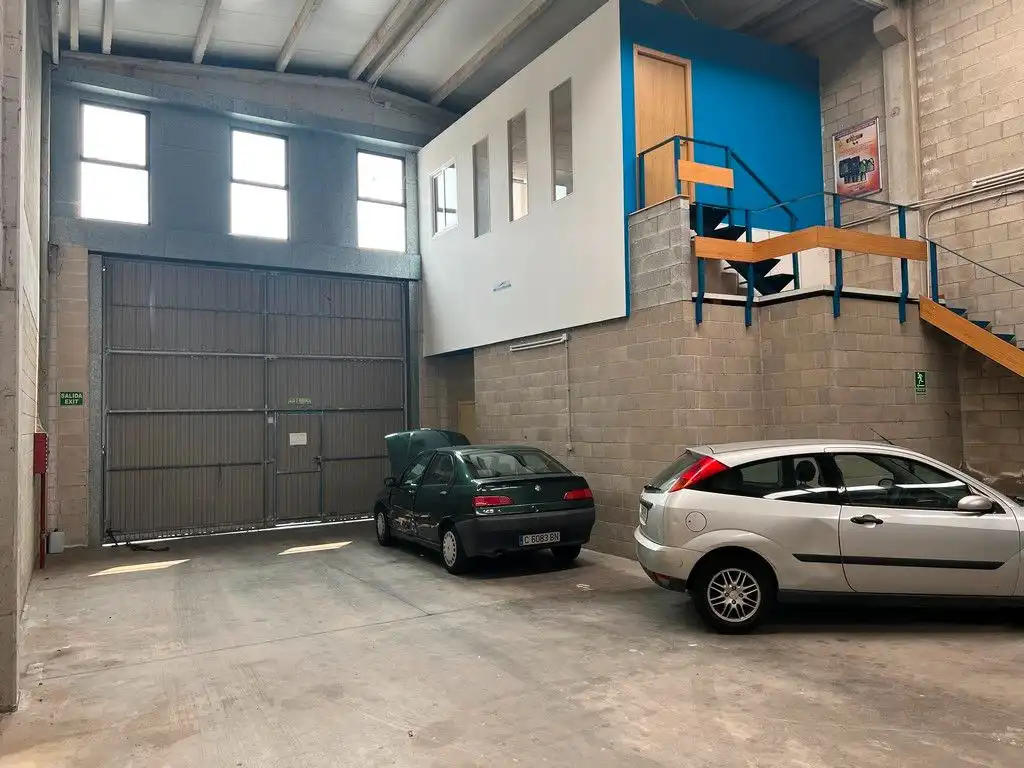 Industriegebäude zur Miete in O Milladoiro, imagen 7