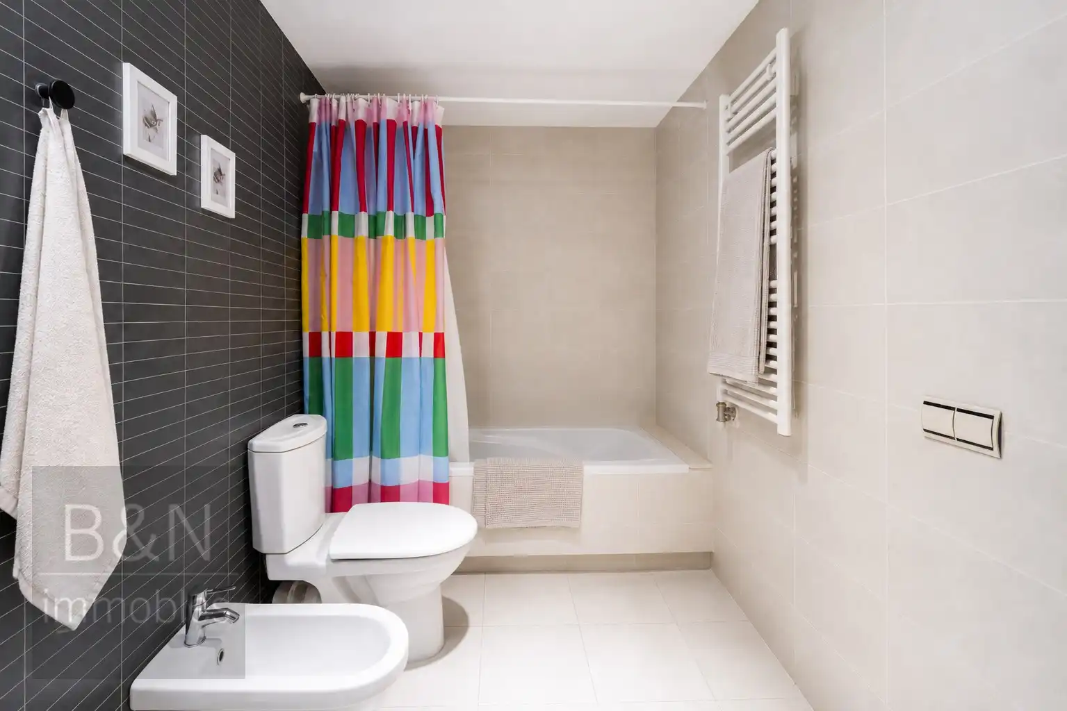 Bathroom of Flat for sale in Terrassa  with Air Conditioner, Heating and Terrace