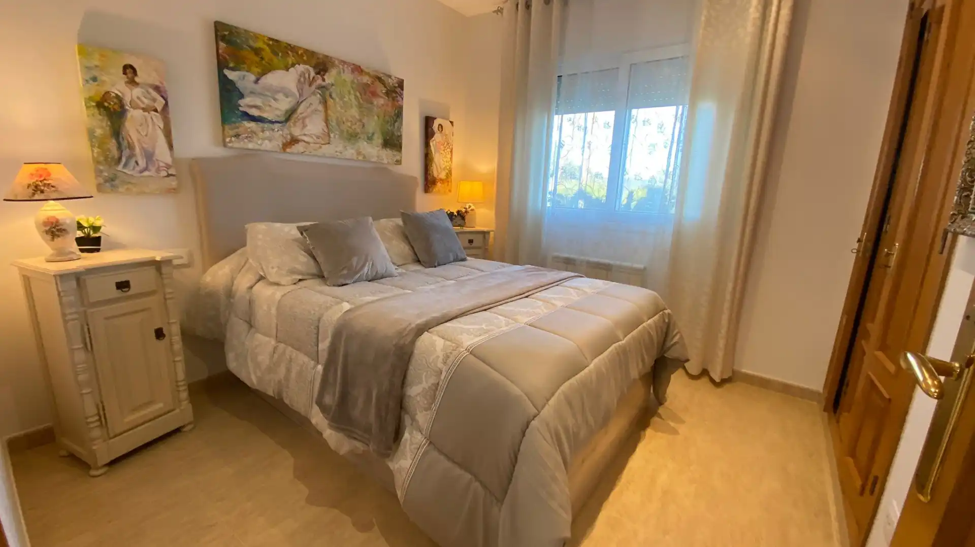 Dormitori de Casa o xalet en venda en Castell d'Aro, Platja d'Aro i s'Agaró amb Jardí privat, Piscina i Moblat