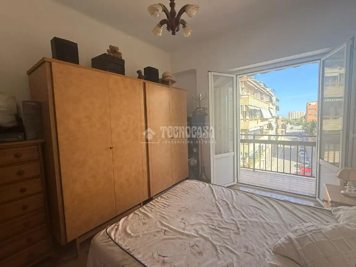Habitación de Piso en venta en Alicante / Alacant con Balcón