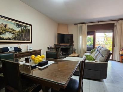 Living room of Single-family semi-detached for sale in Sabadell  with Heating, Terrace and Oven