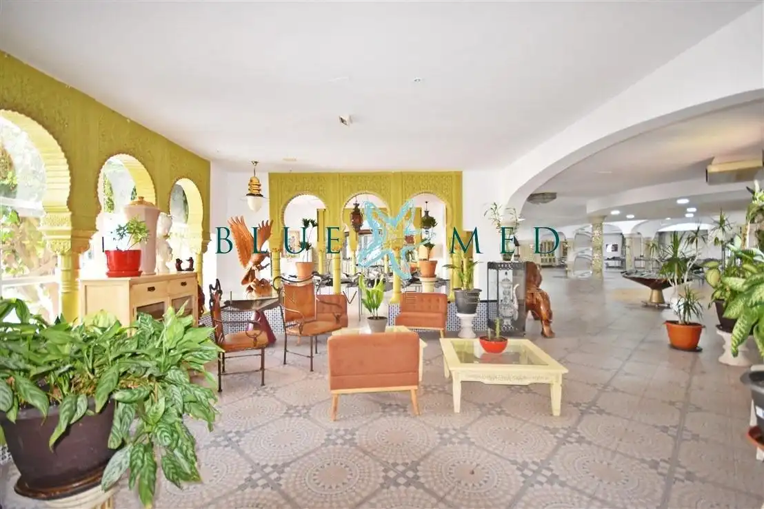 Local comercial en venda a Avenida de Don Antonio Segado del Olmo, imagen 5