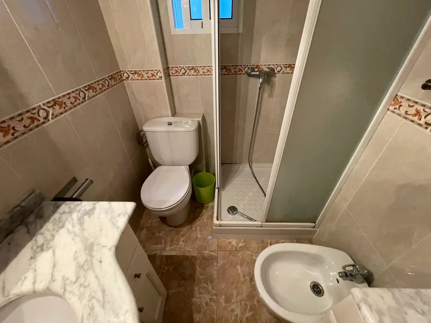 Bathroom of Flat for rent in Murcia  with Air Conditioner, Heating and Furnished