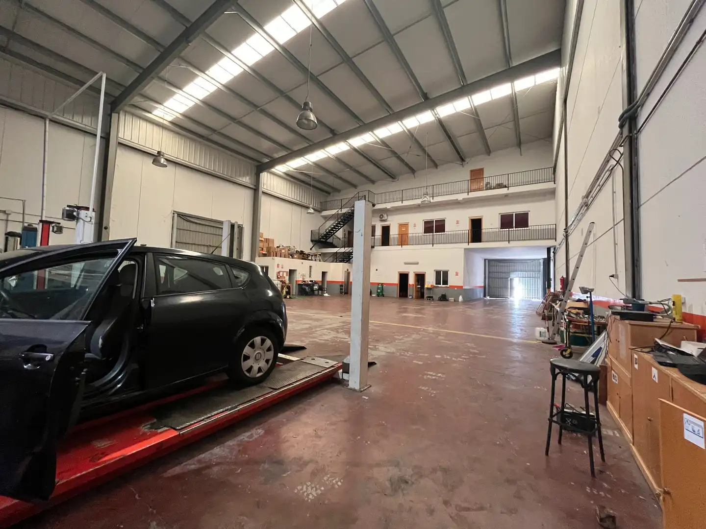 Nau industrial en venda a Zona Sur - Av. de España - San Miguel, imagen 3