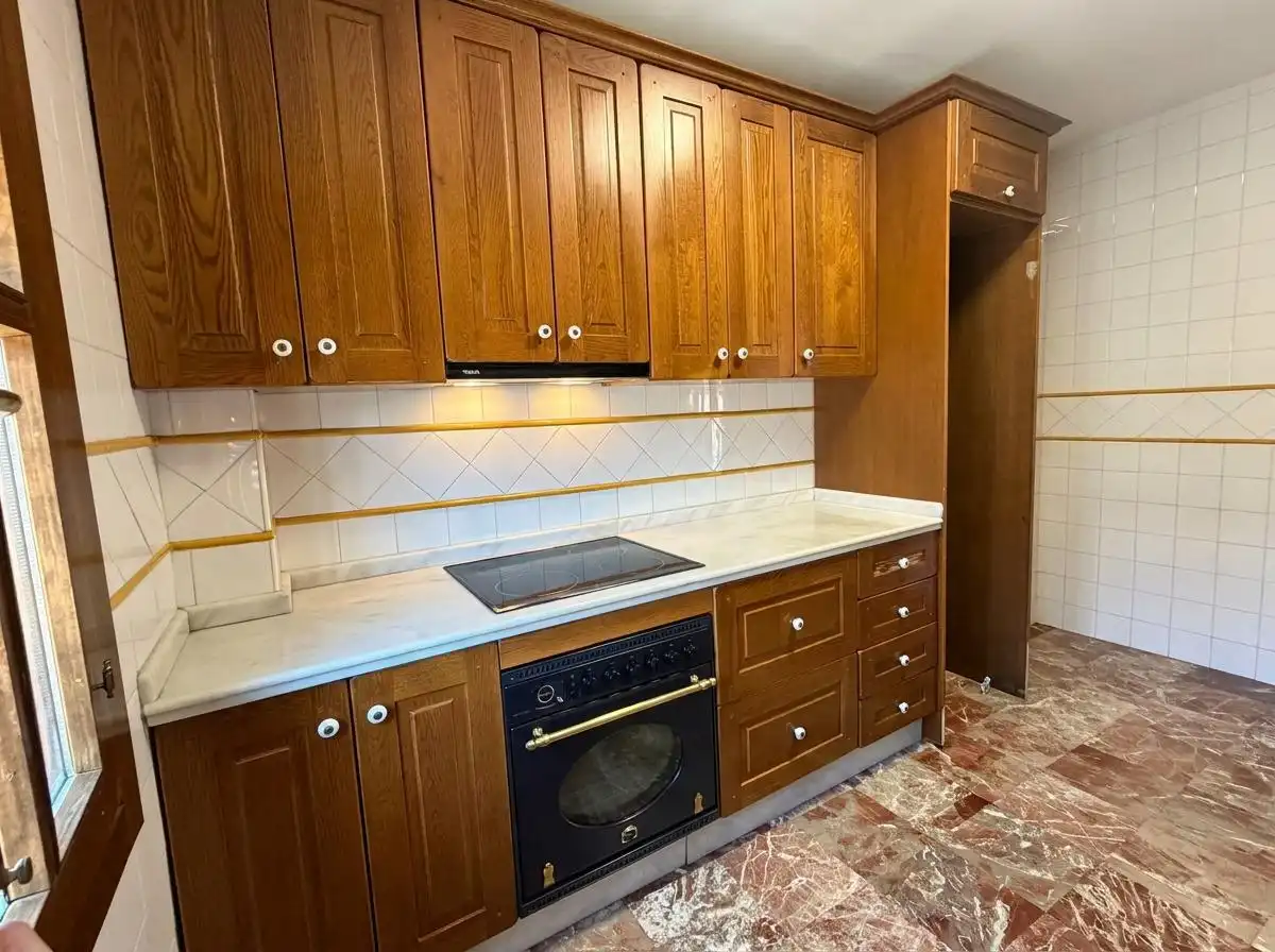 Cuina de Casa o xalet de lloguer en Granada amb Calefacció i Terrassa