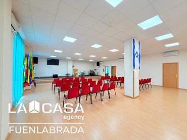 Local comercial en venda a Avenida de las Regiones