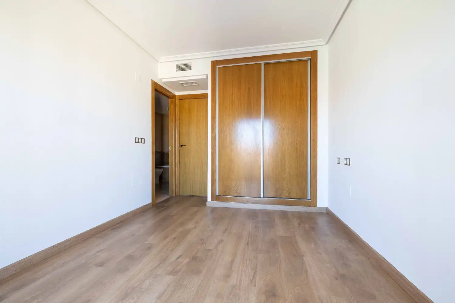 Schlafzimmer von Wohnung zum Verkauf in Murcia mit Parkett, Abstellraum und Balkon