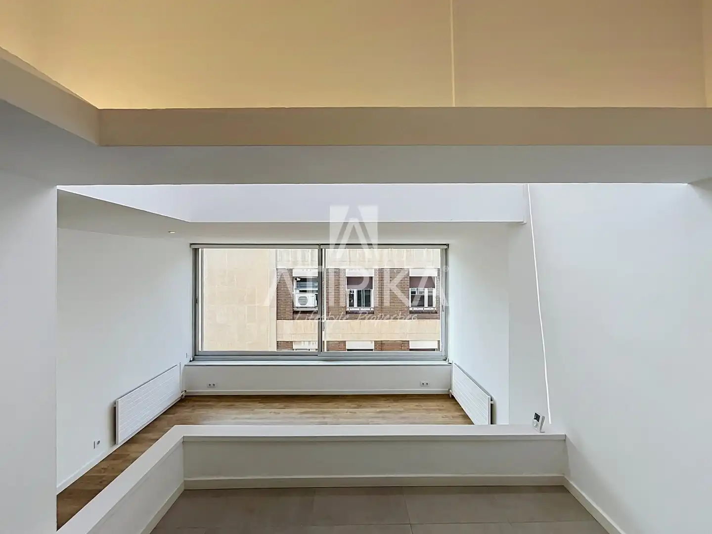 Sala d'estar de Àtic en venda en Barcelona amb Aire condicionat, Calefacció i Parquet