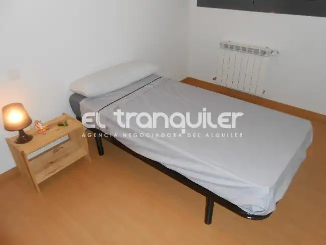 Dormitori de Pis de lloguer en Leganés amb Terrassa, Traster i Piscina