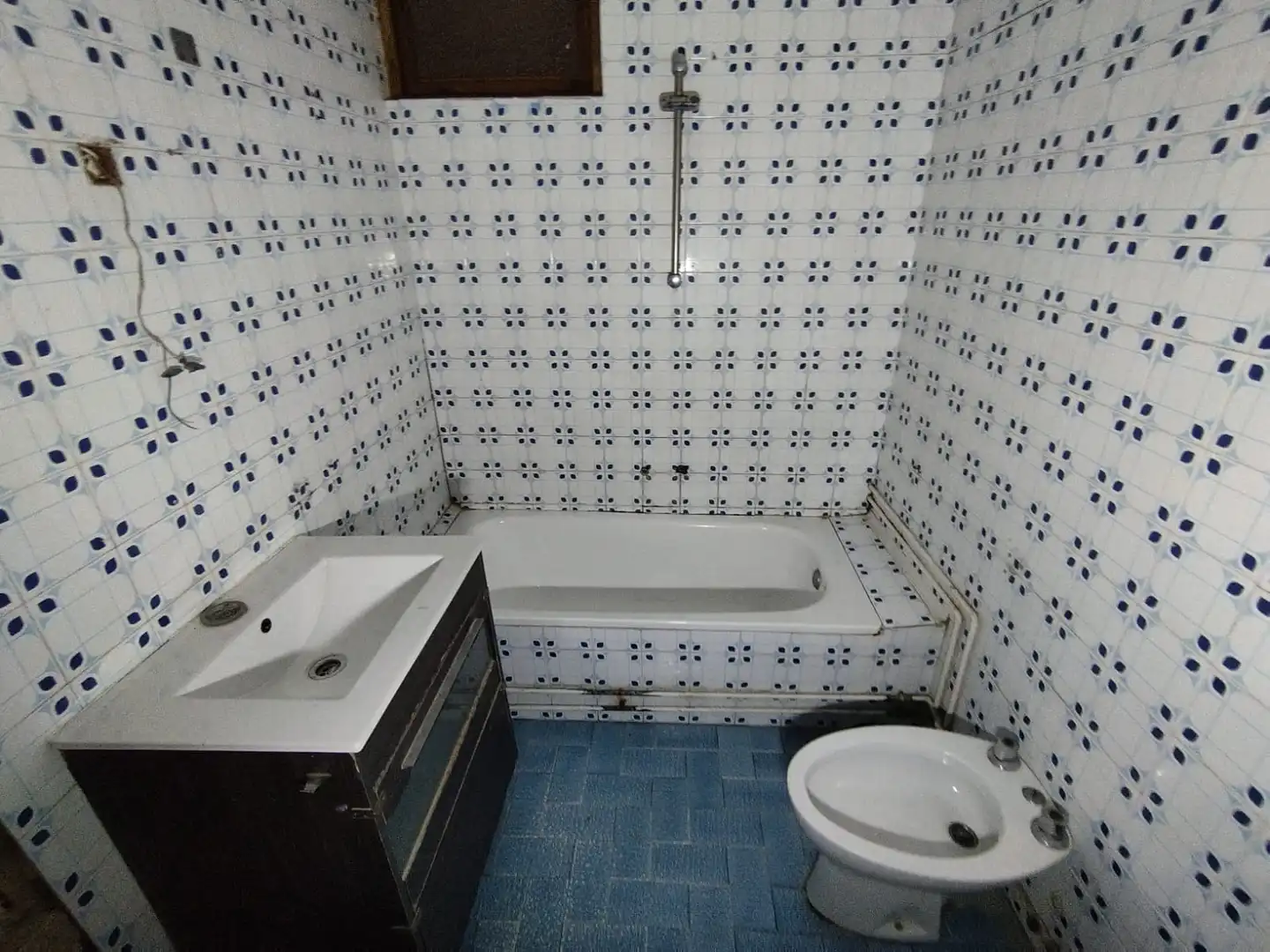 Badezimmer von Einfamilien-Reihenhaus zum Verkauf in Mula