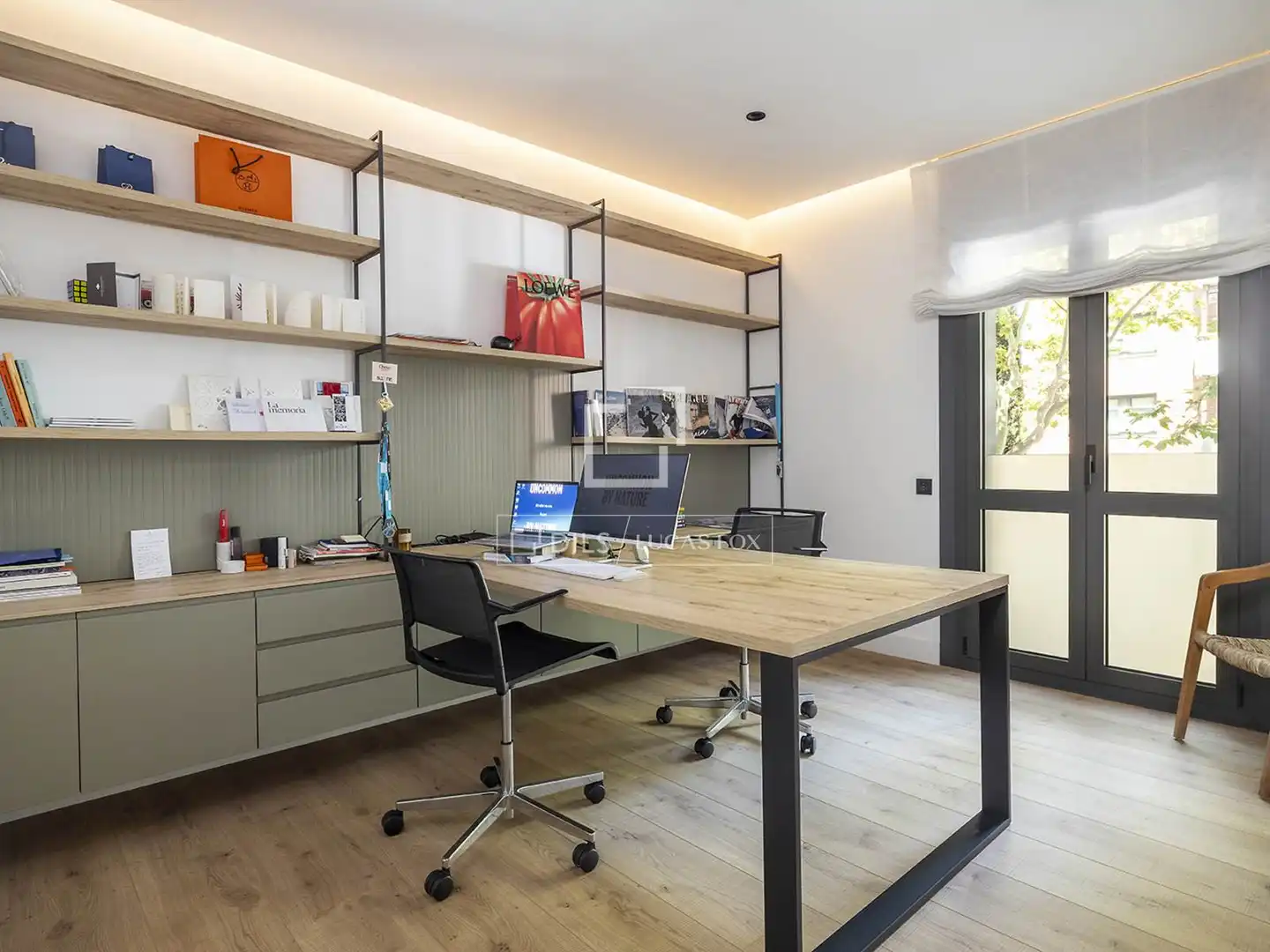 Piso en venta en Barcelona con Aire acondicionado, Calefacción y Terraza