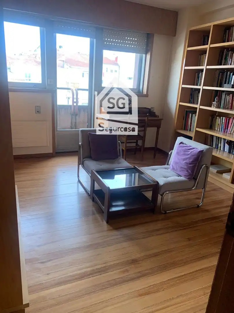 Sala d'estar de Pis de lloguer en Ourense Capital  amb Calefacció