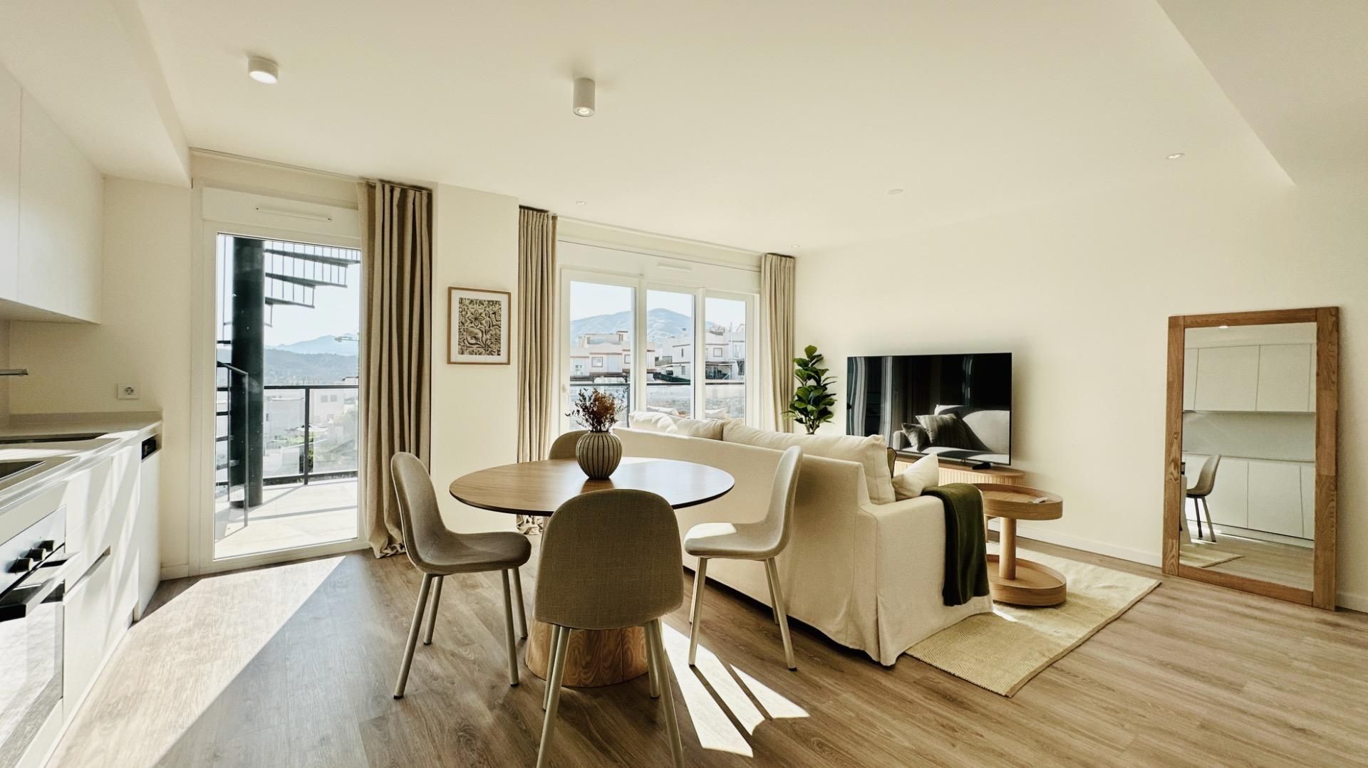 Sala d'estar de Apartament en venda en Finestrat amb Aire condicionat, Jardí privat i Terrassa
