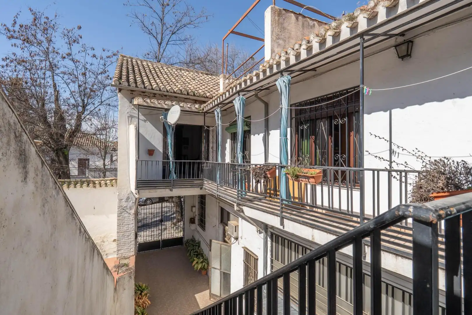 Außenansicht von Wohnung zum Verkauf in Granada