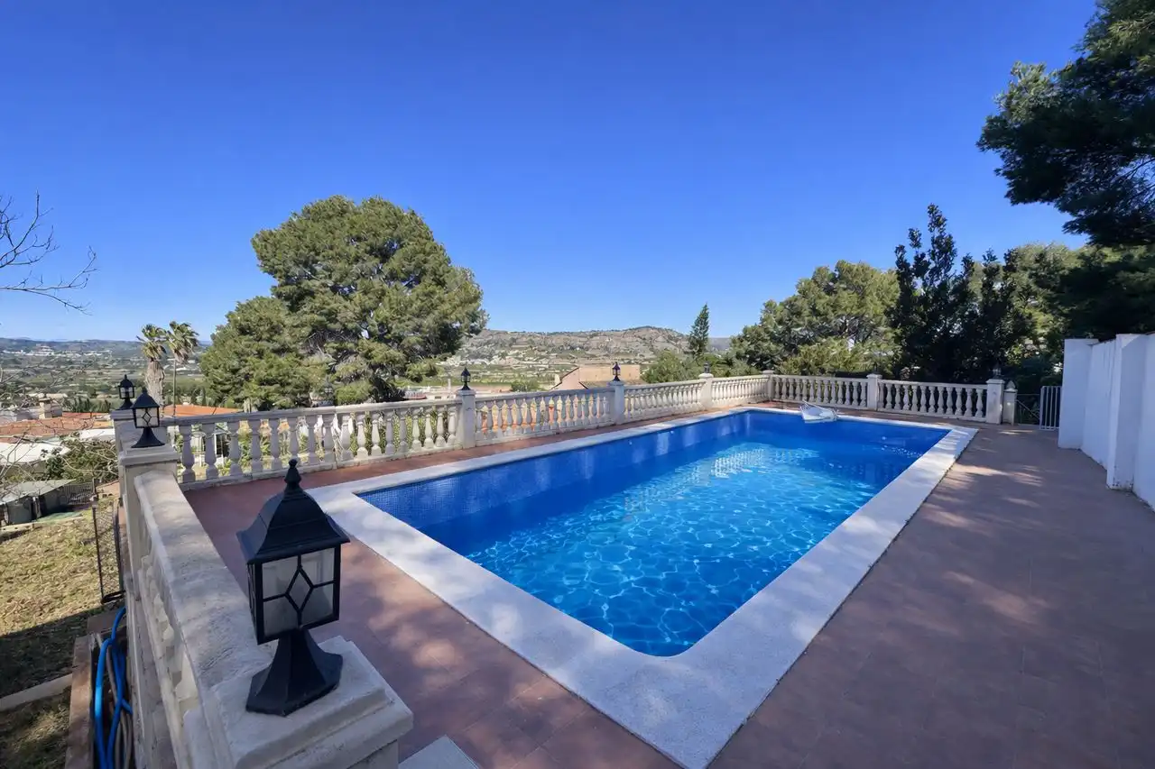 Piscina de Casa o xalet en venda en Sagunto / Sagunt