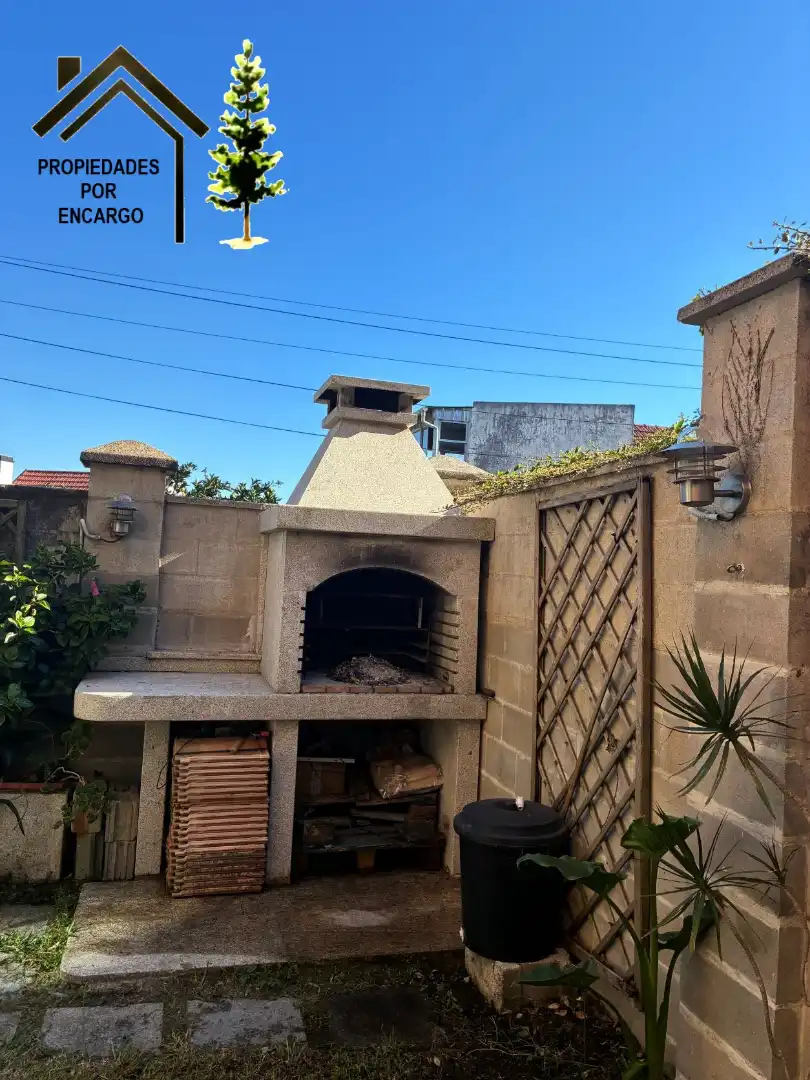 Chalet con piscina en venta en Moaña, imagen 4