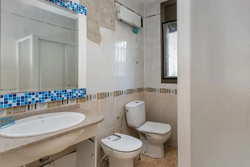 Bany de Casa o xalet en venda en Carme, Barcelona