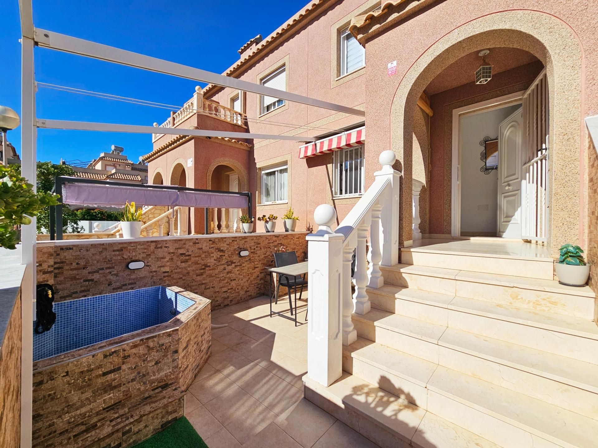 Terrace of House or chalet for sale in Santa Pola  with Air Conditioner, Private garden and Terrace