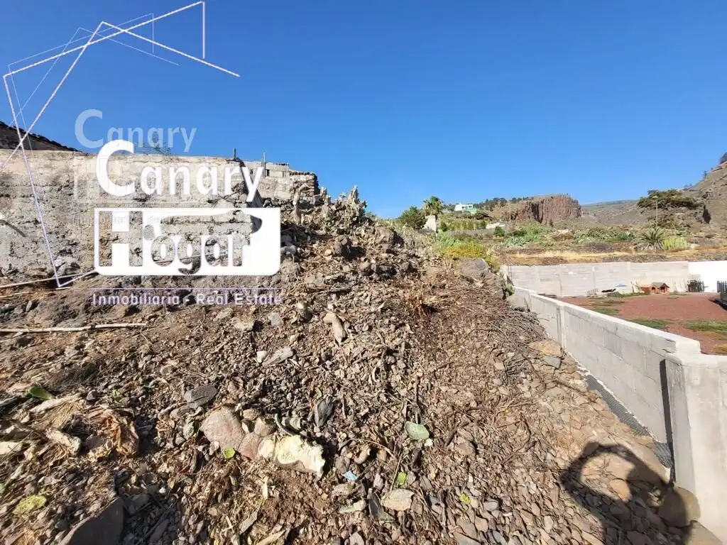 Casa o xalet en venda en Guía de Isora amb Jardí privat