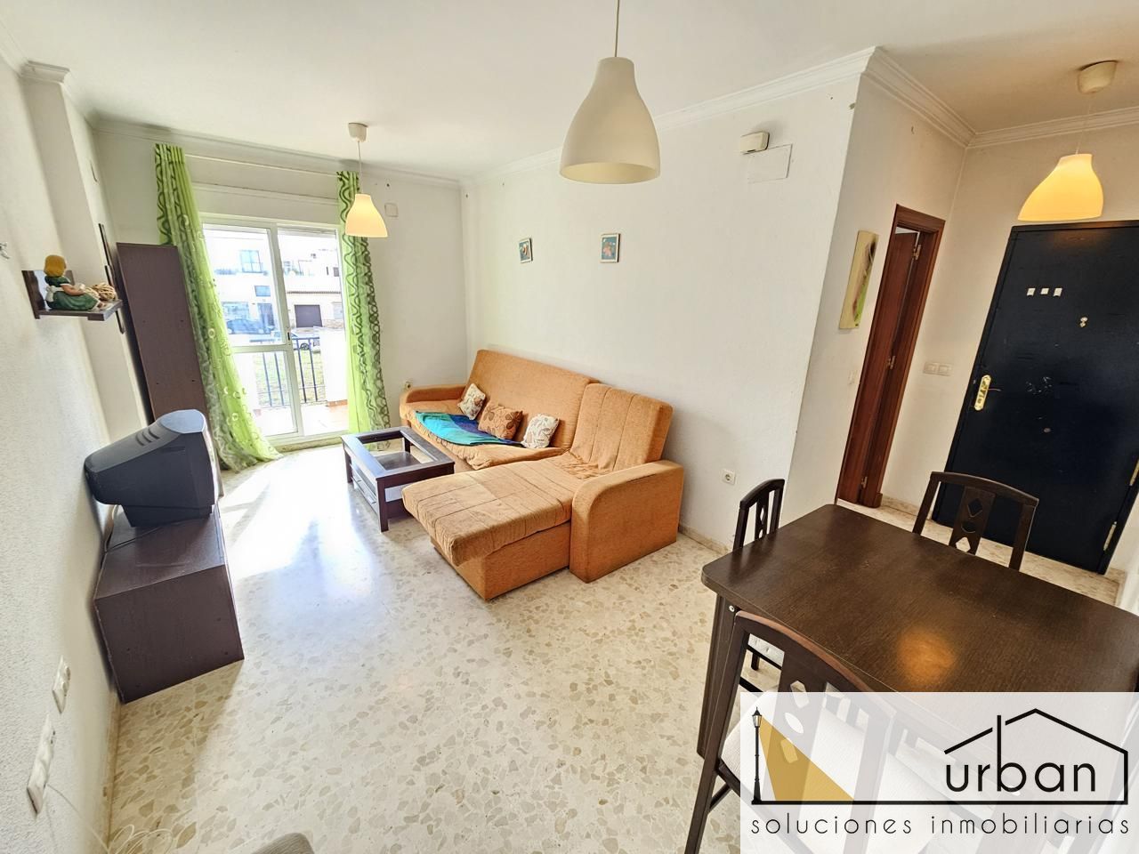 Sala d'estar de Pis en venda en Chipiona amb Terrassa