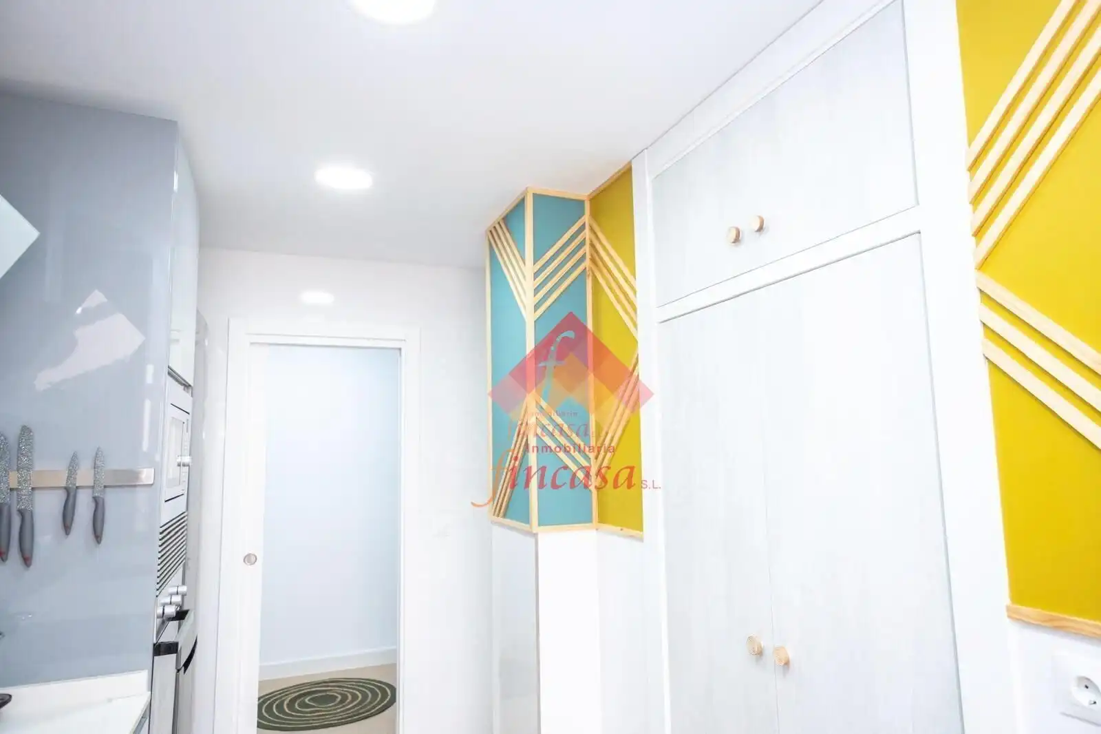 Bedroom of Flat for sale in Ronda  with Heating, Terrace and Furnished