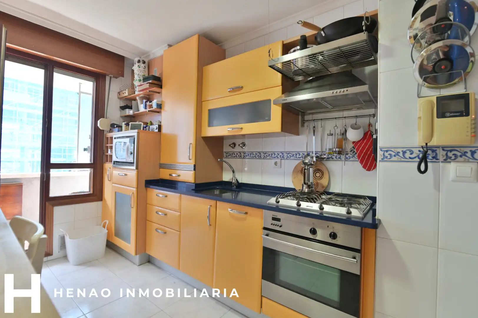 Kitchen of Duplexes for sale in Bilbao   with Heating, Furnished and Oven