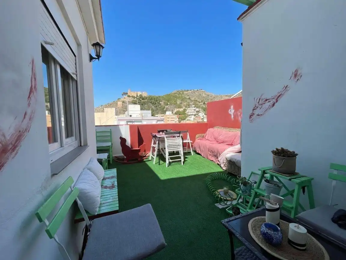 Vista exterior de Àtic en venda en Sant Antoni