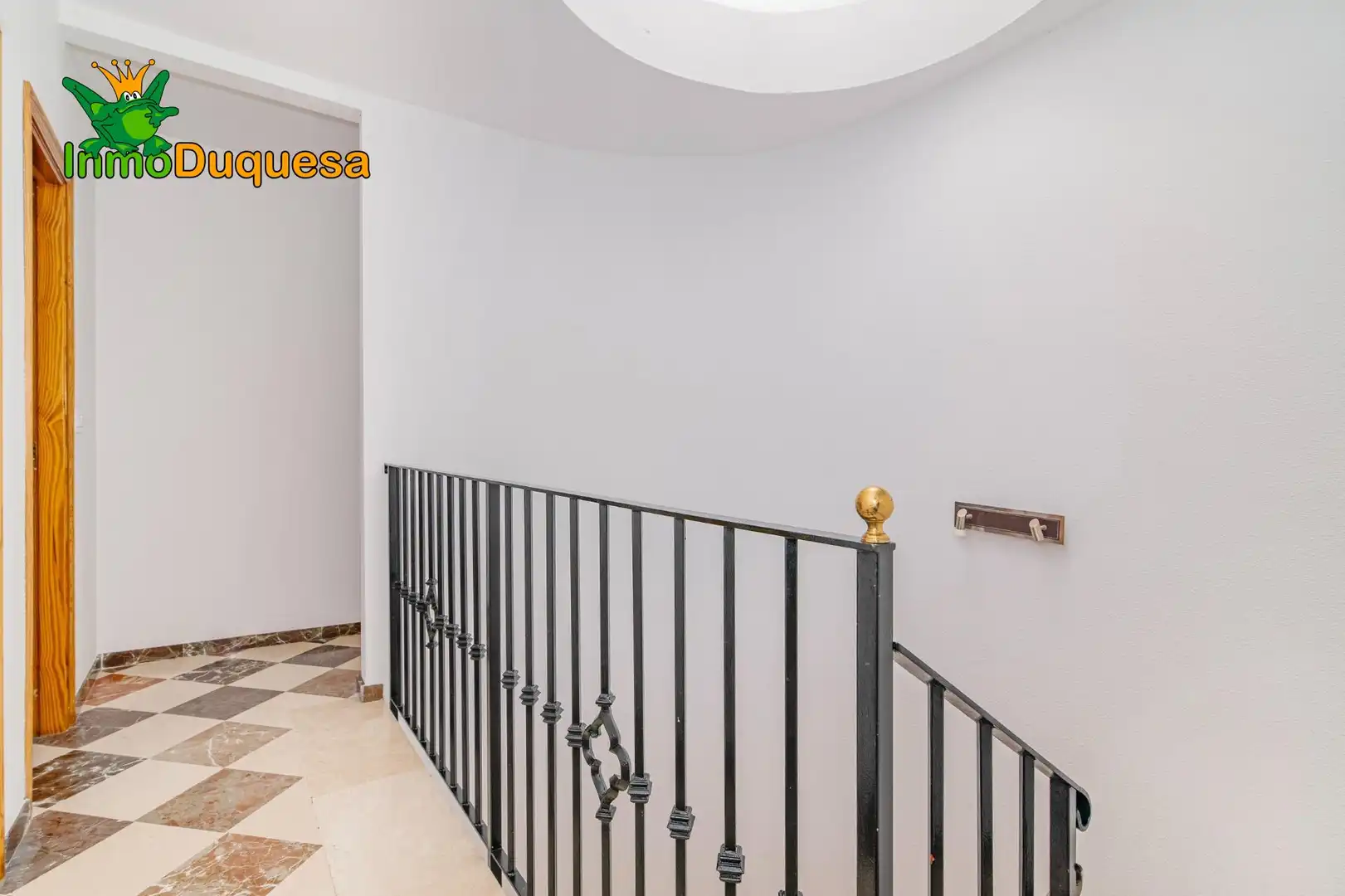 Casa adosada en venta en Gójar con Calefacción y Terraza