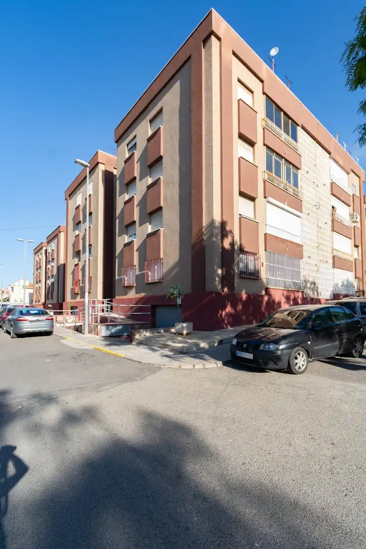 Vista exterior de Piso en venta en Cartagena con Aire acondicionado, Trastero y Amueblado