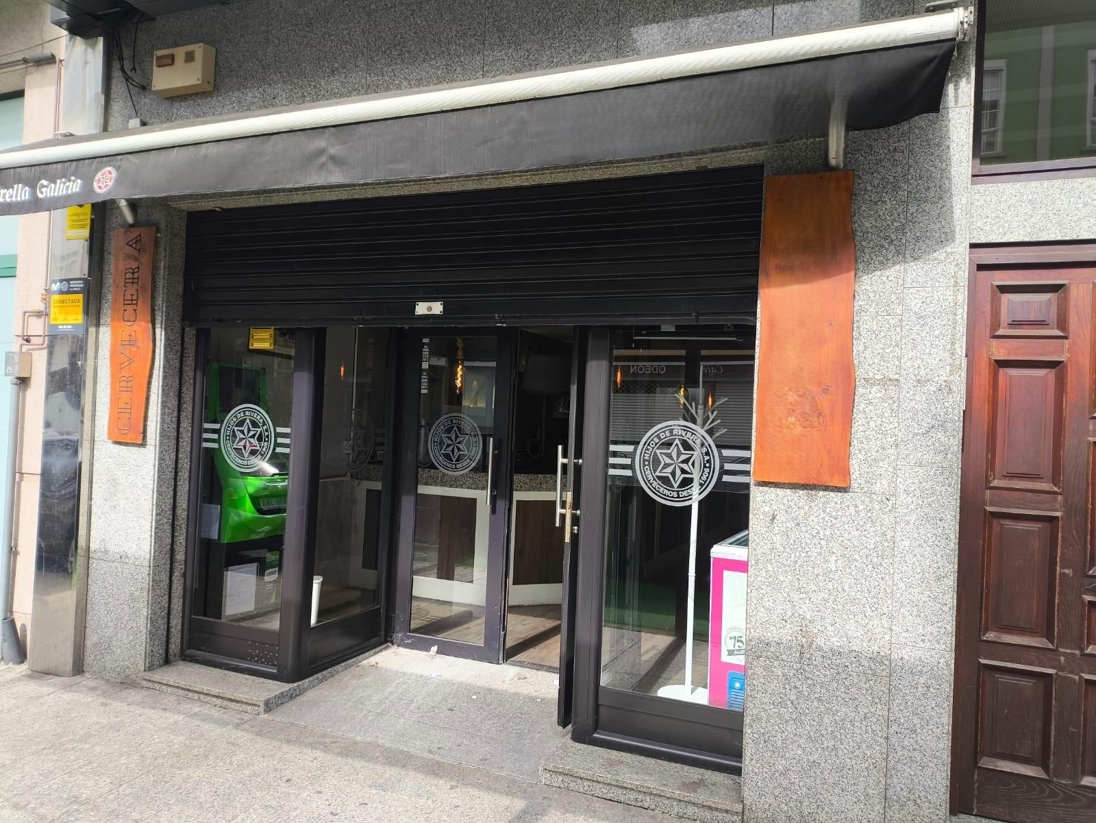 Premises to rent in Carballo  with Furnished