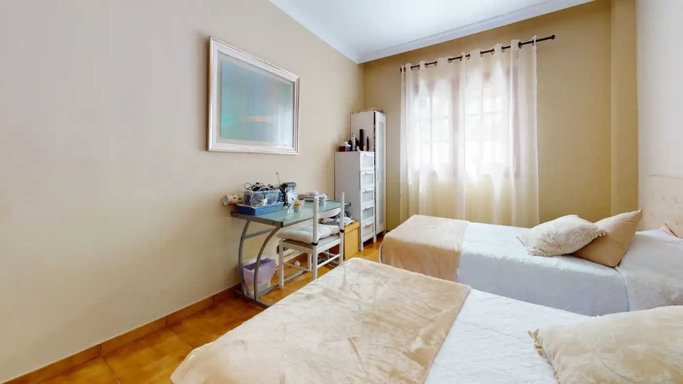 Dormitori de Casa o xalet en venda en Las Palmas de Gran Canaria amb Jardí privat, Terrassa i Traster