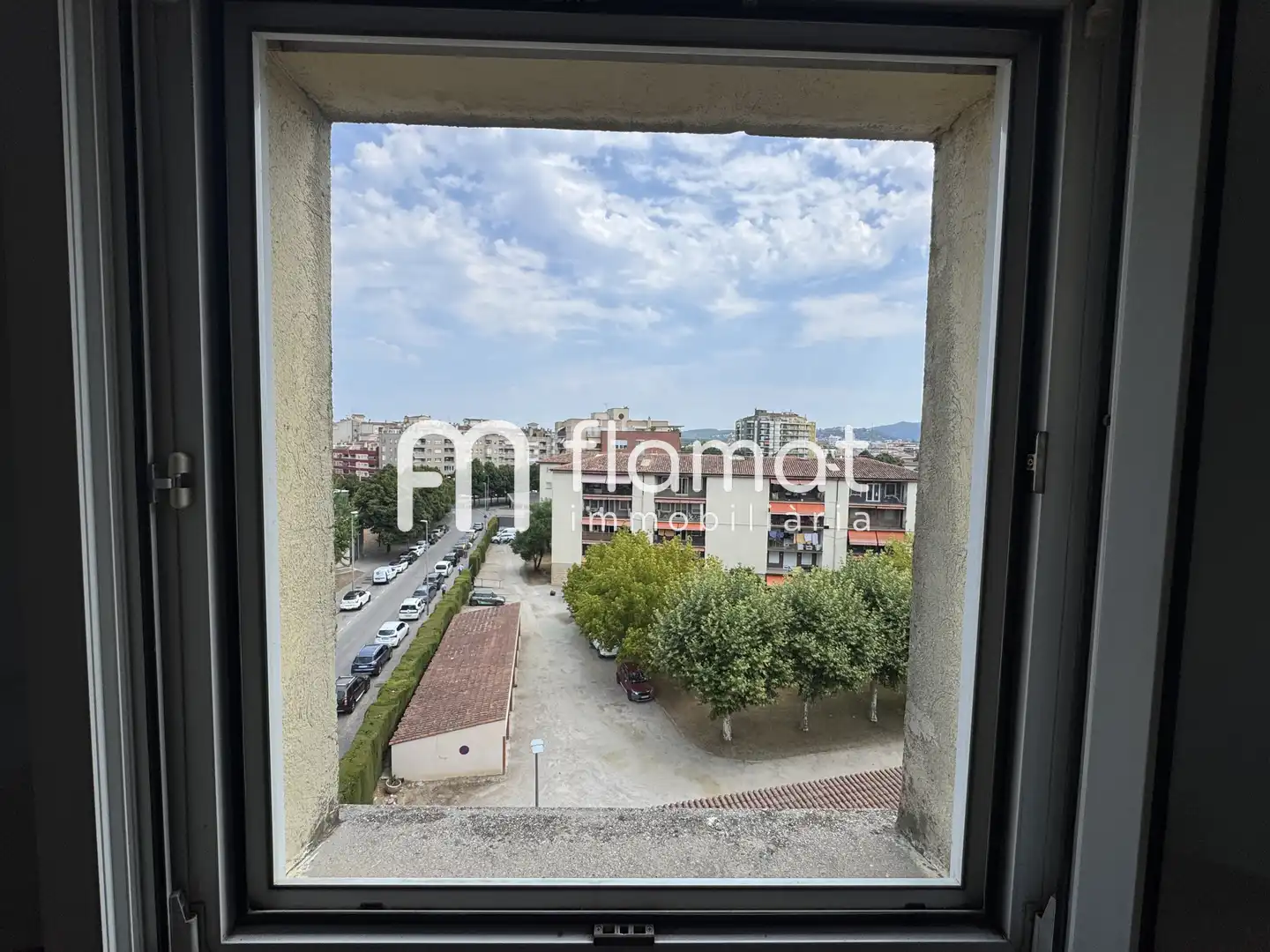 Vista exterior de Piso en venta en Girona