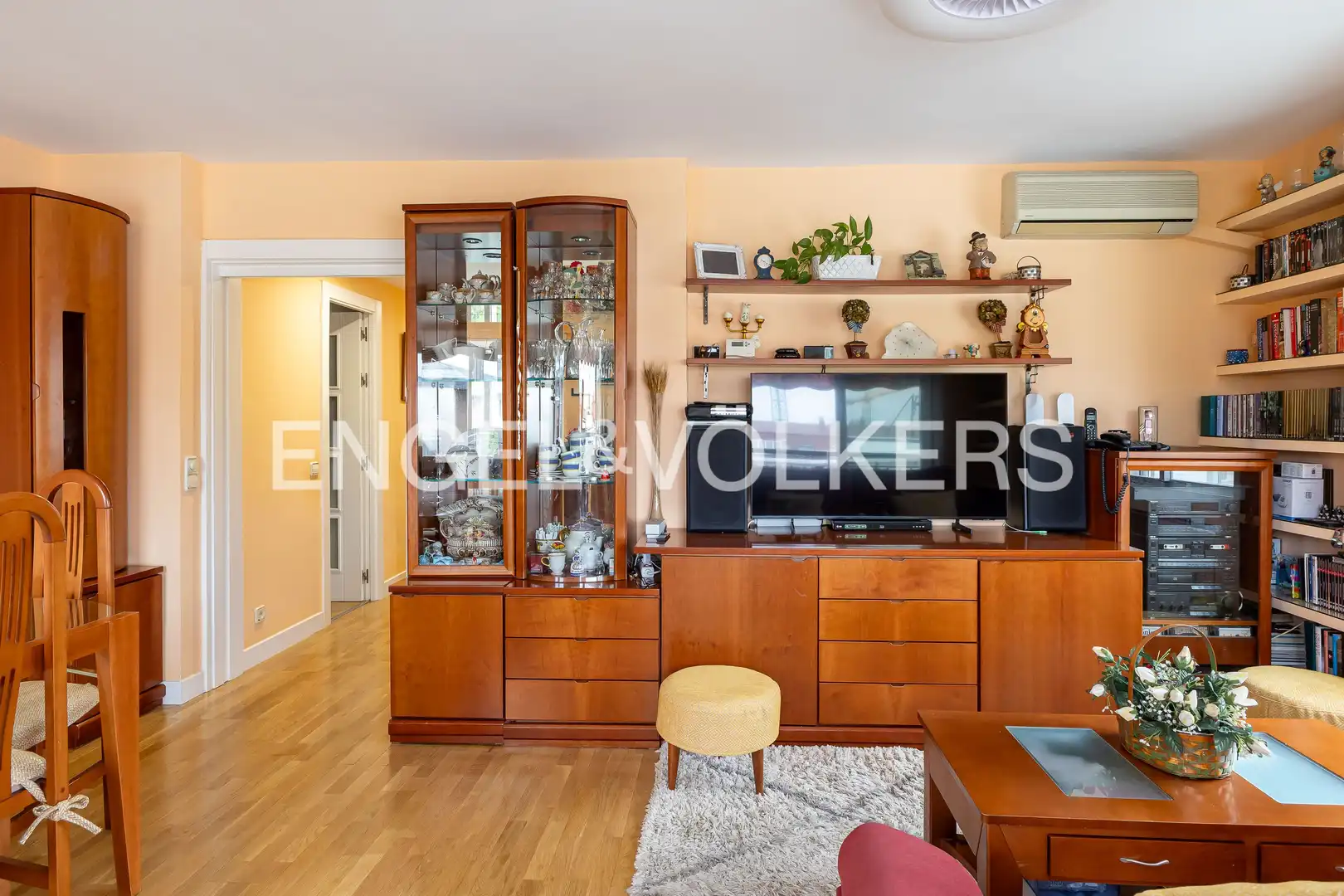 Wohnzimmer von Wohnung zum Verkauf in Madrid mit Klimaanlage, Heizung und Terrasse