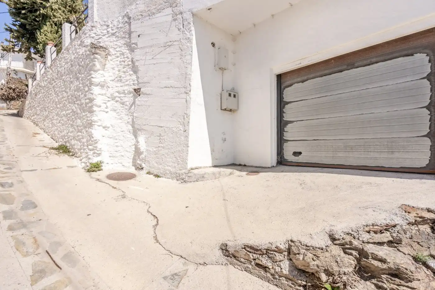 Exterior view of Buildings for sale in Pórtugos