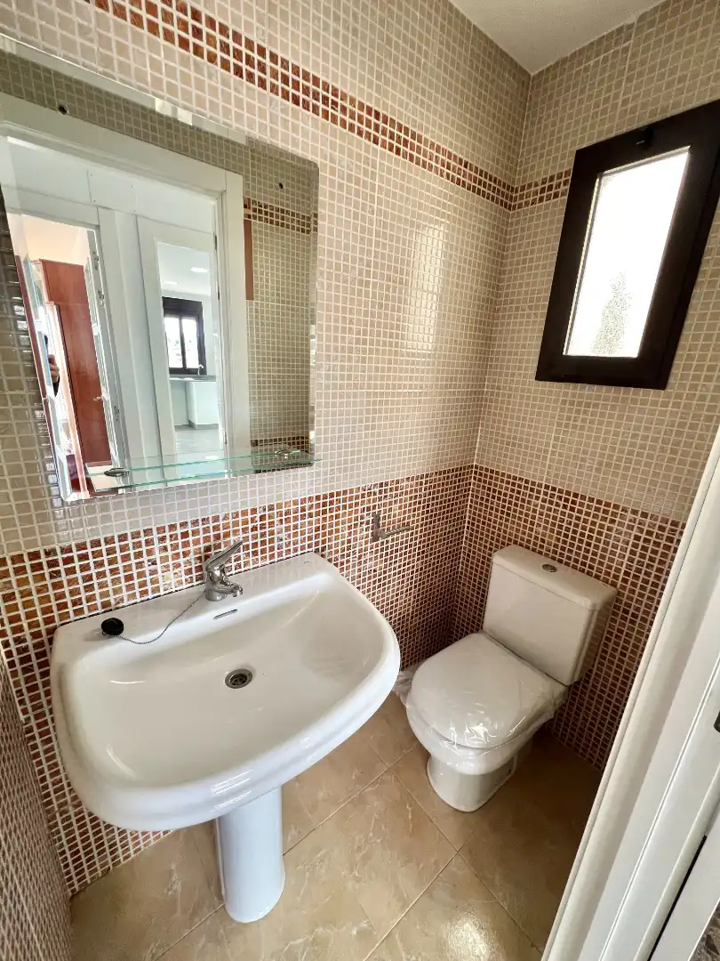 Baño de Dúplex en venta en Chiva con Terraza