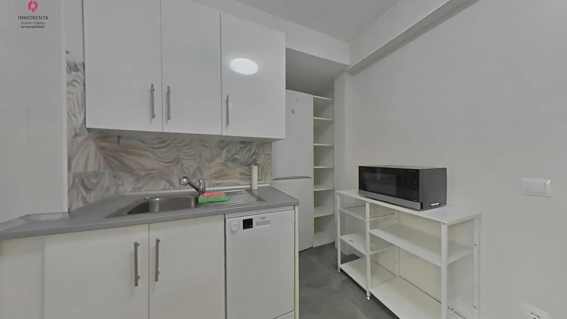 Flat for rent in Calle HIGINIO RODRIGUEZ, Palomeras Bajas