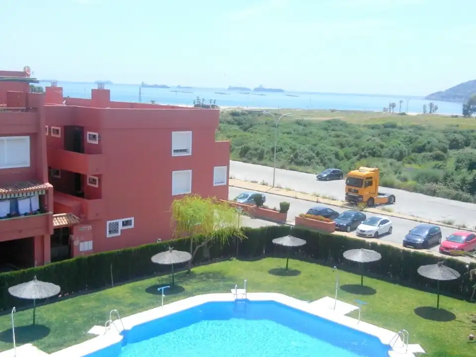 Schwimmbecken von Wohnungen zur Miete in Algeciras mit Terrasse, Schwimmbad und Möbliert