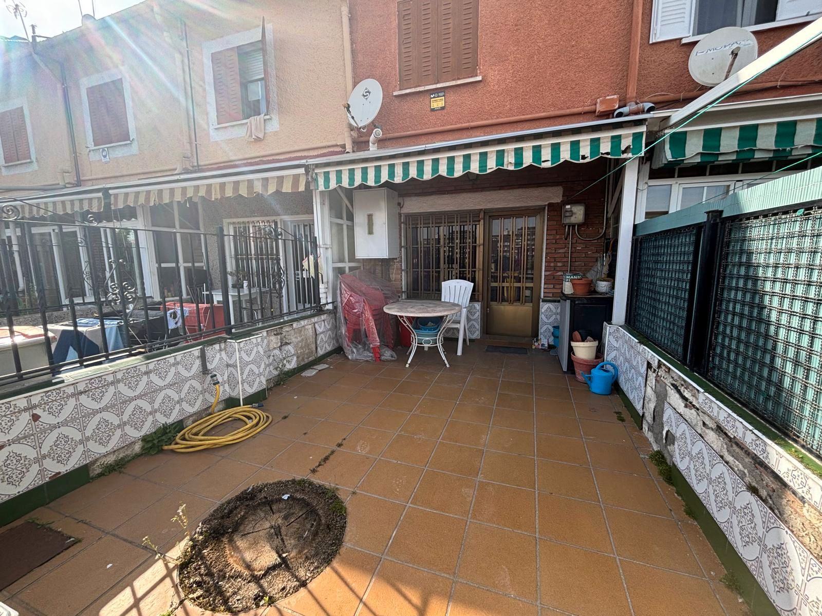 Terrace of Single-family semi-detached for sale in  Madrid Capital  with Heating and Private garden