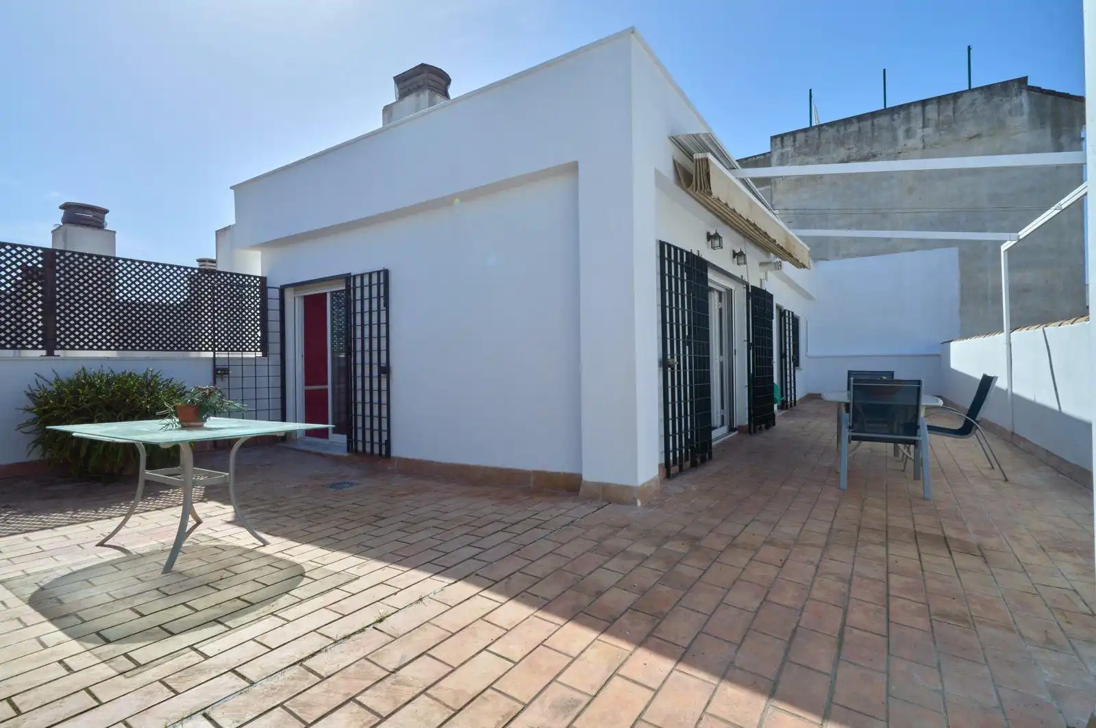 Exterior view of Attic for sale in Jerez de la Frontera  with Air Conditioner and Terrace