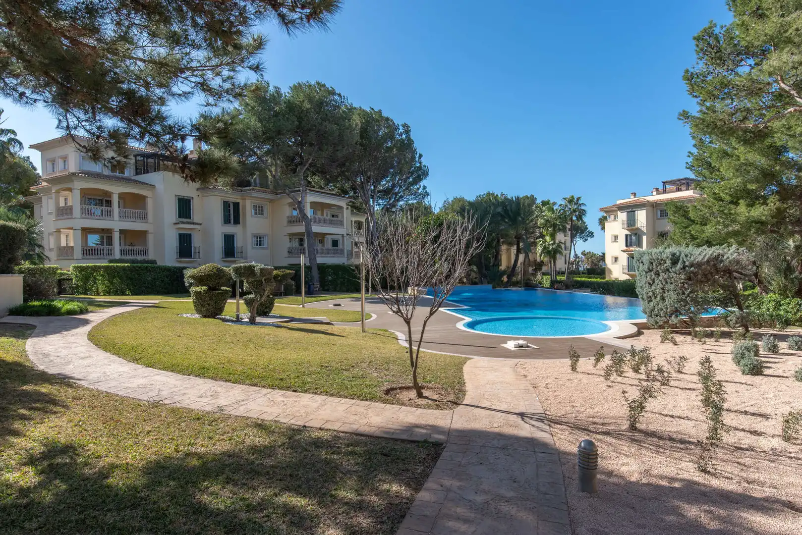 Außenansicht von Erdgeschoss zum Verkauf in Calvià mit Klimaanlage, Heizung und Terrasse