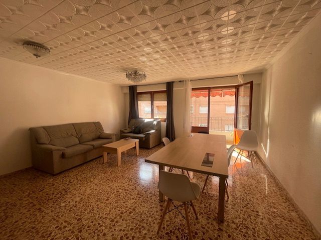 Living room of Flat for sale in Alicante / Alacant  with Terrace, Furnished and Balcony