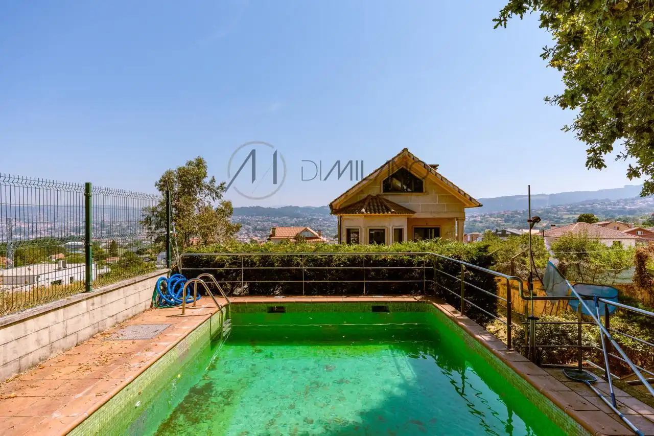 Casa o chalet en venta en Seixo-Beade, Valadares - Beade