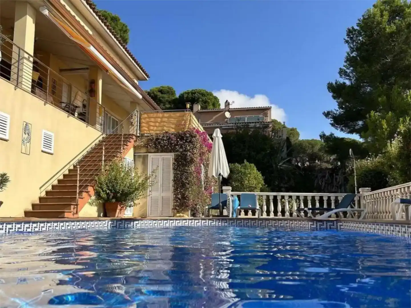 Schwimmbecken von Country house zur Miete in L'Estartit mit Klimaanlage, Schwimmbad und Balkon