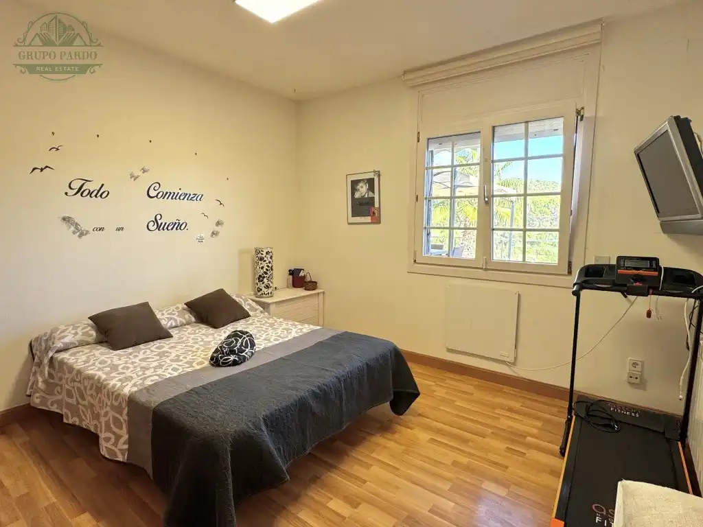 Bedroom of Houses for sale in Mas Romeu