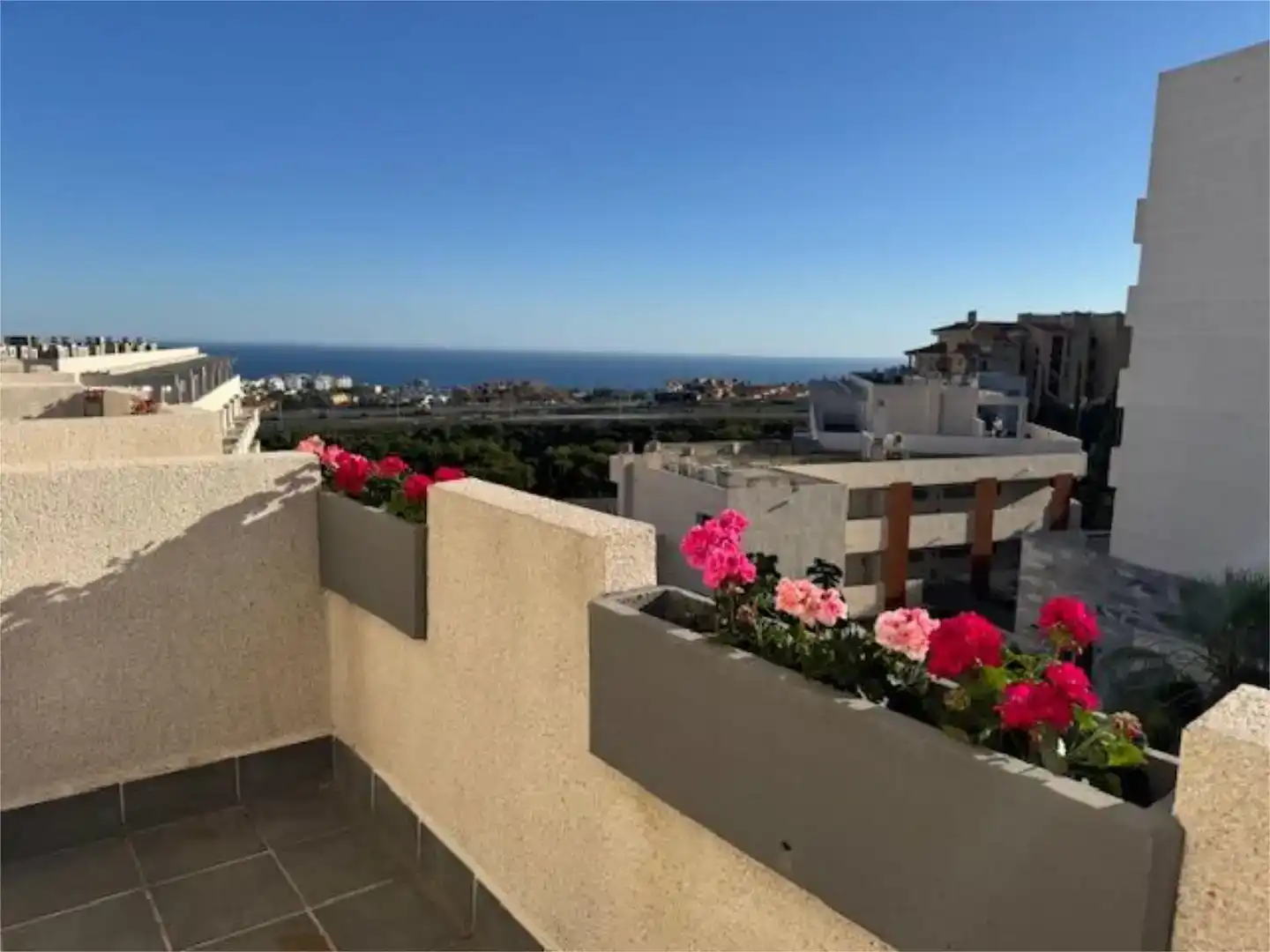 Terraza de Dúplex en venta en Mijas con Aire acondicionado, Piscina y Balcón