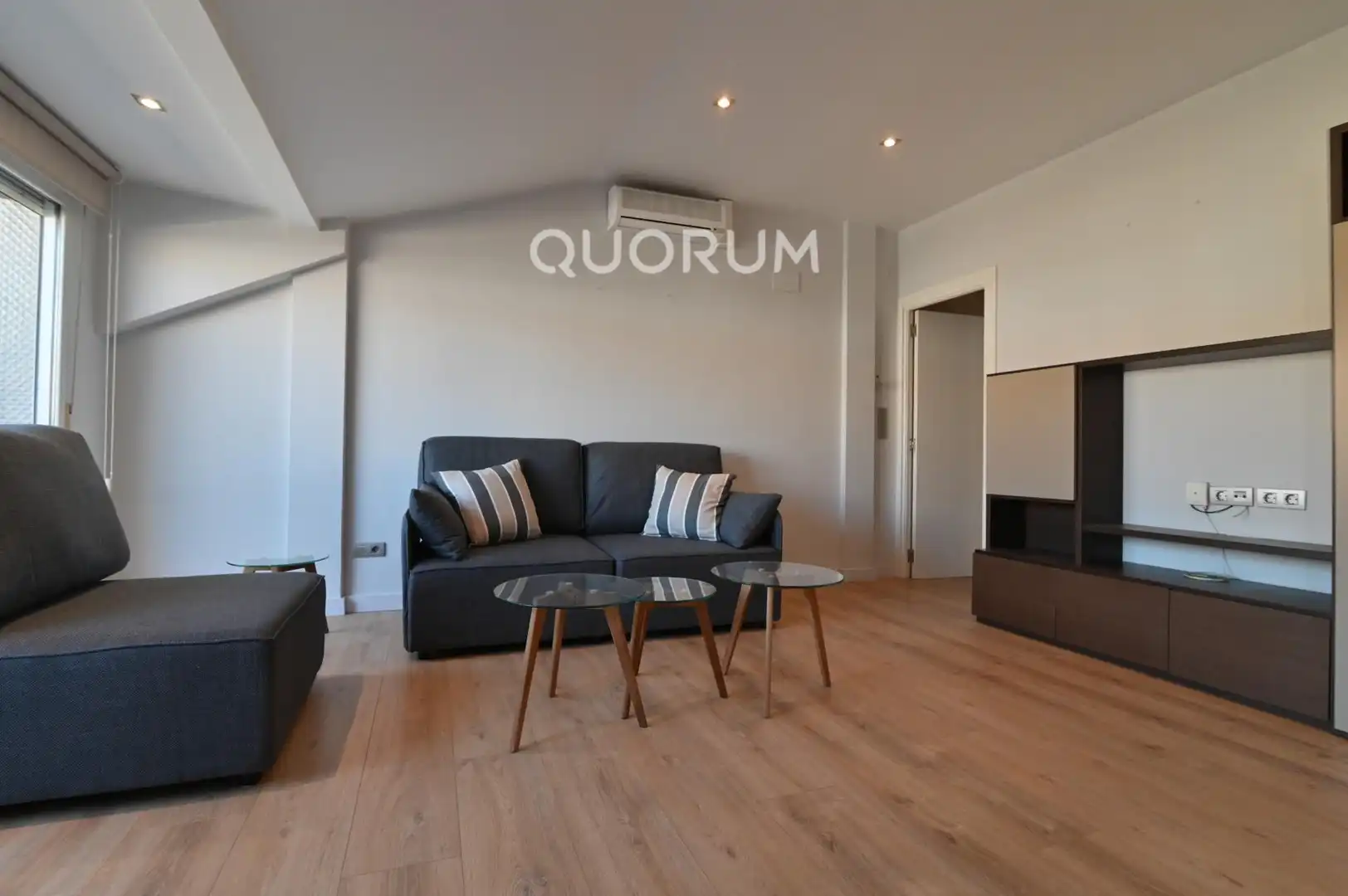 Wohnzimmer von Wohnung zur Miete in Bilbao  mit Klimaanlage, Heizung und Terrasse